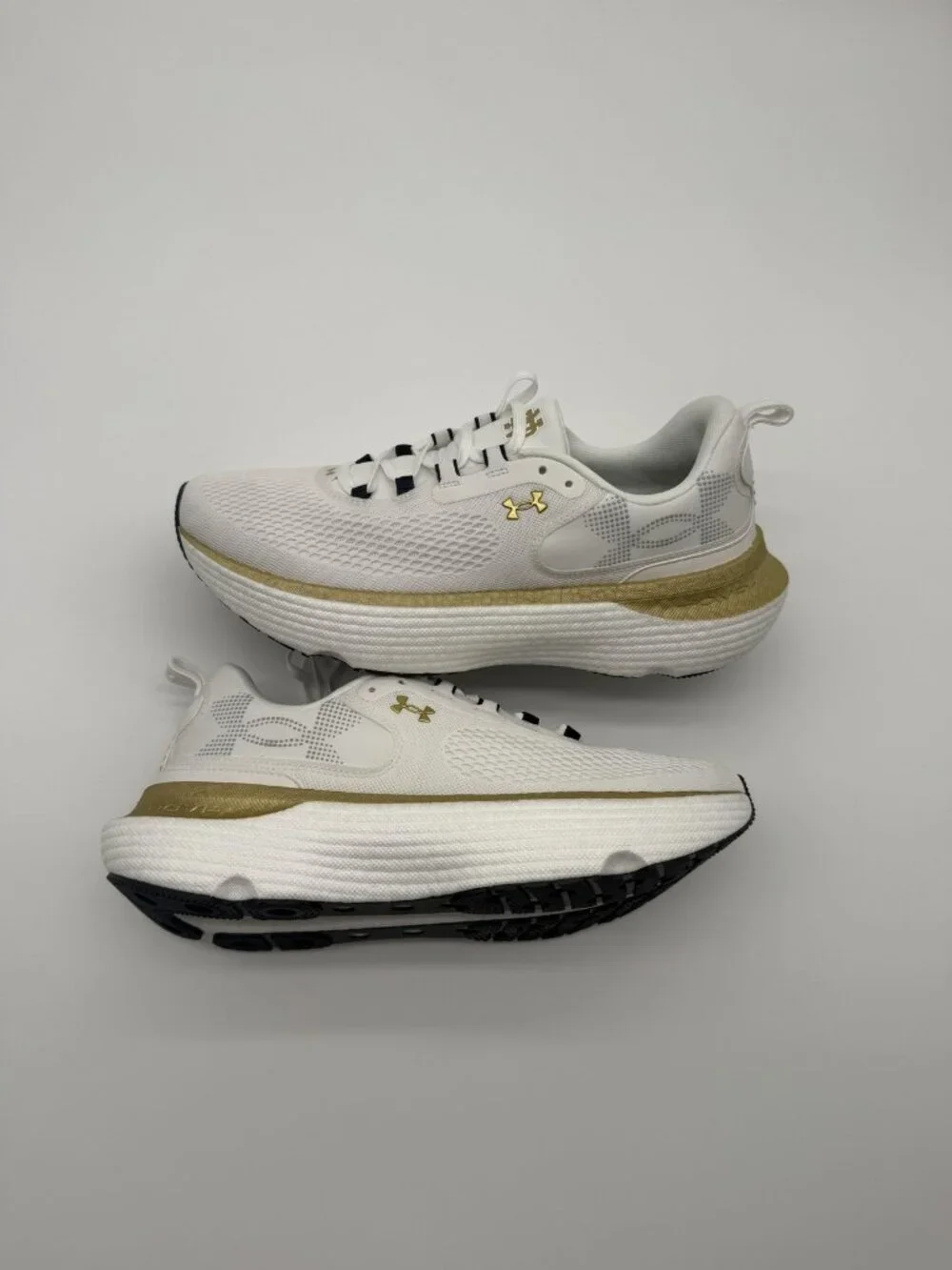 New Notre Dame Fighting Irish Mens Size 10.5 White Under Armour Infinite Elite 2